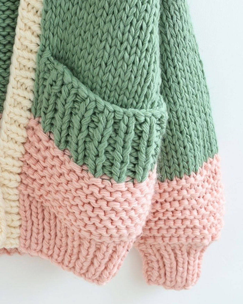 Women's Green and Pink Colorblock Chunky Crochet Cardigan with Pockets
