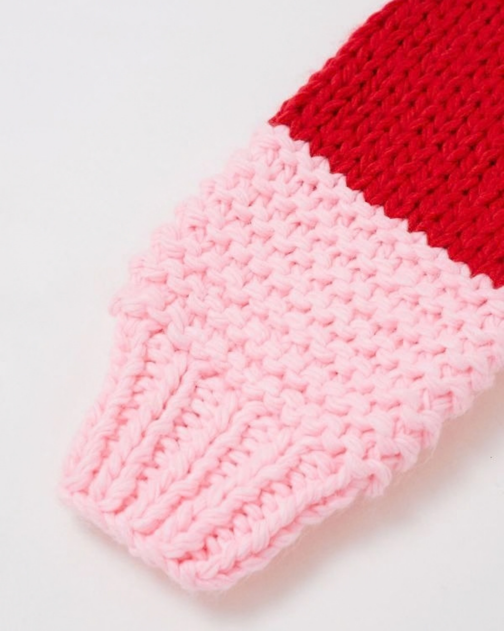 Women's Red and Pink Colorblock V-Neck Chunky Crochet Cardigan with Pockets
