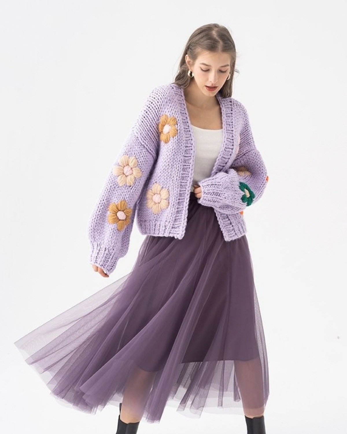 Women's Lilac Floral Appliqué Chunky Crochet Cardigan