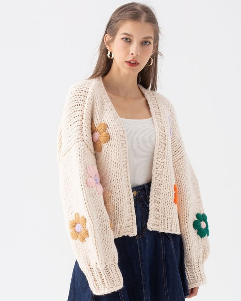Women's Cream Floral Appliqué Chunky Crochet Cardigan