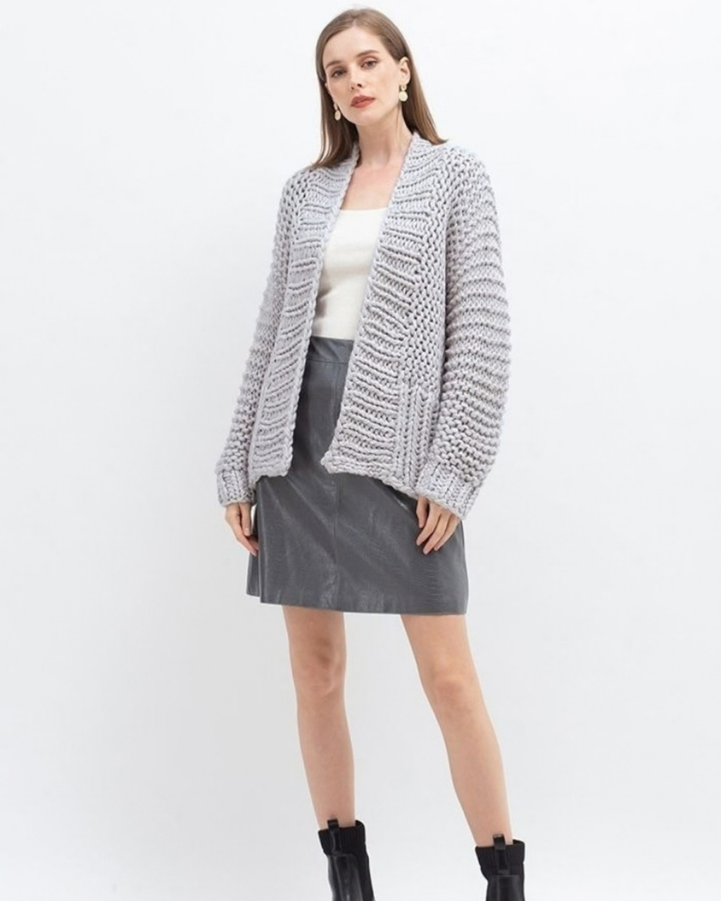 Women's Light Grey Chunky Crochet Open-Front Cardigan with Pockets